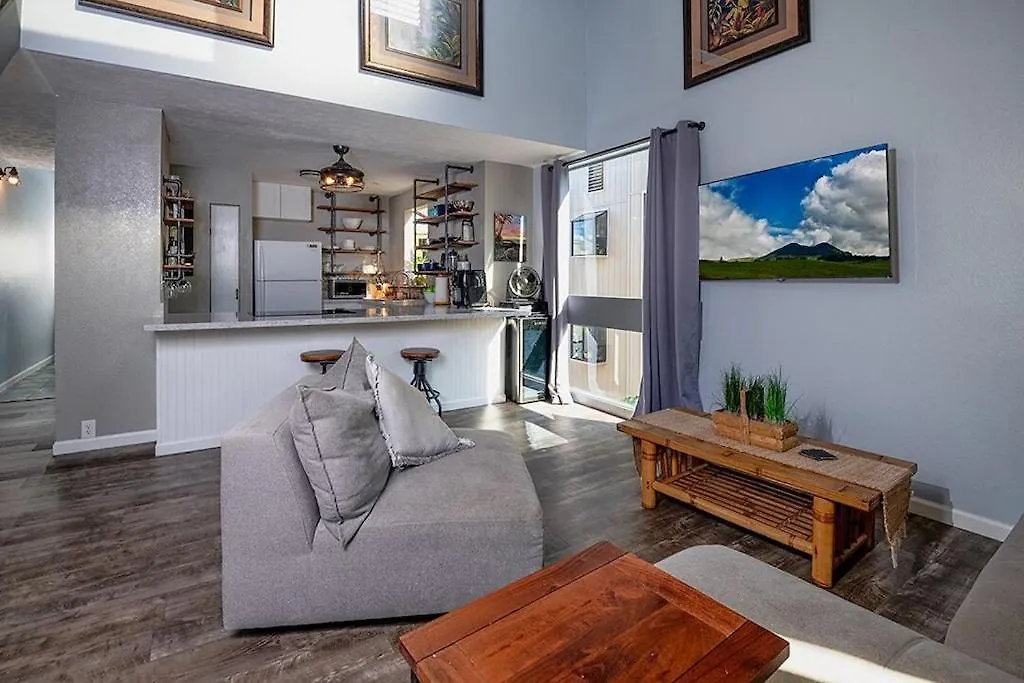 Casa de Férias New! Kailua Bay Resort 2-306 - Beautifully Renovated Two-Story Condo With Primary Suite In Loft